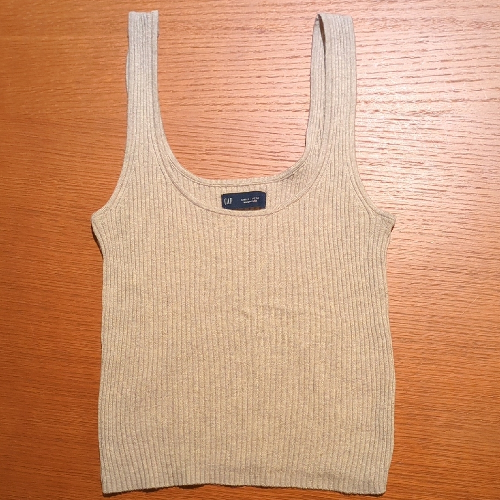 GAP Women's Beige Ribbed Tank Top